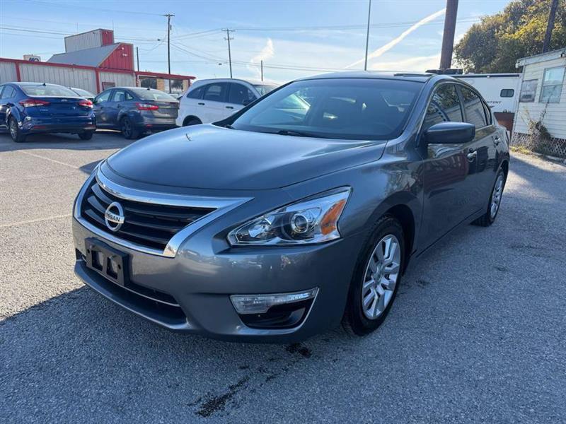 2014 Nissan Altima - Image 1
