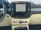 2026 Volvo XC40 - Preview 12