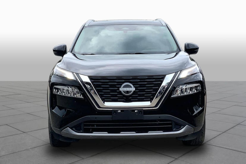 2023 Nissan Rogue - Image 3