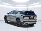 2027 Chevrolet Traverse - Preview 3