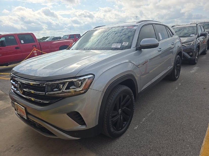 2022 Volkswagen Atlas Cross Sport - Image 1