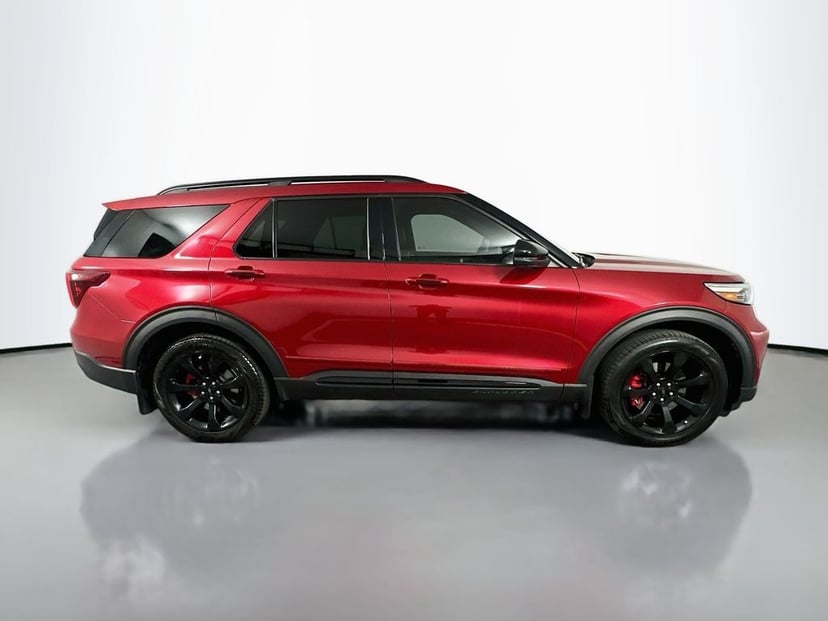 2022 Ford Explorer - Image 3