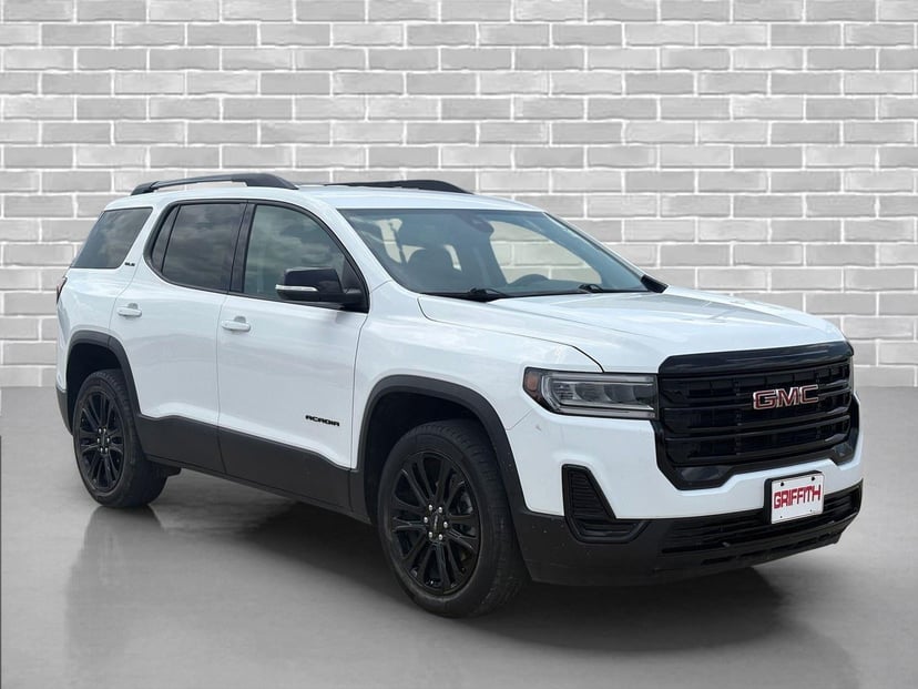 2023 GMC Acadia - Image 2
