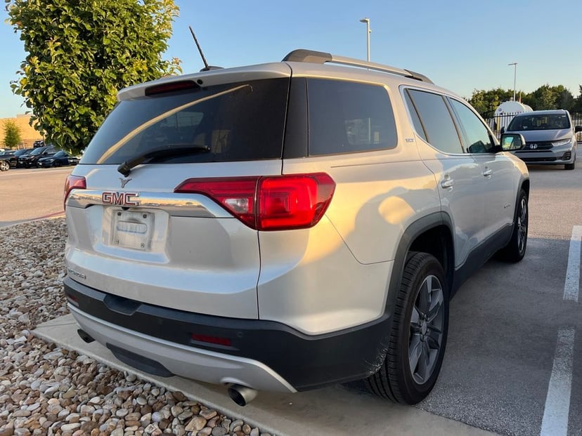 2017 GMC Acadia - Image 2