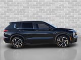 2023 Mitsubishi Outlander - Preview 3