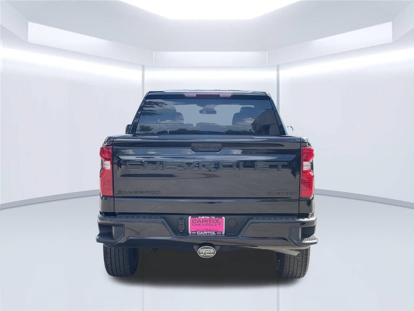 2026 Chevrolet Silverado 1500 - Image 3