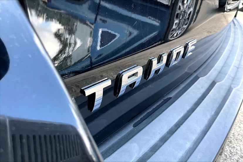 2015 Chevrolet Tahoe - Image 2