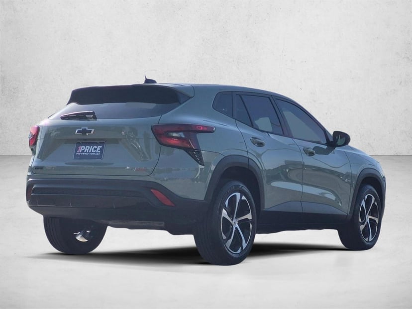 2024 Chevrolet Trax - Image 3