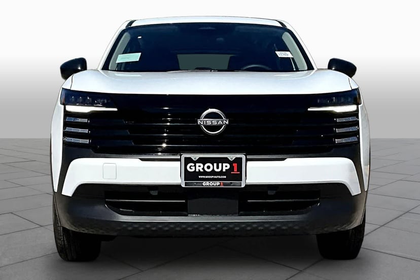 2026 Nissan Kicks MPV - Image 2