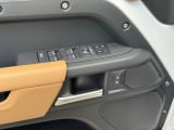 2026 Land Rover Defender - Preview 11