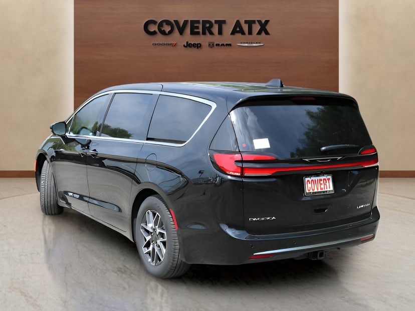 2027 Chrysler Pacifica - Image 1