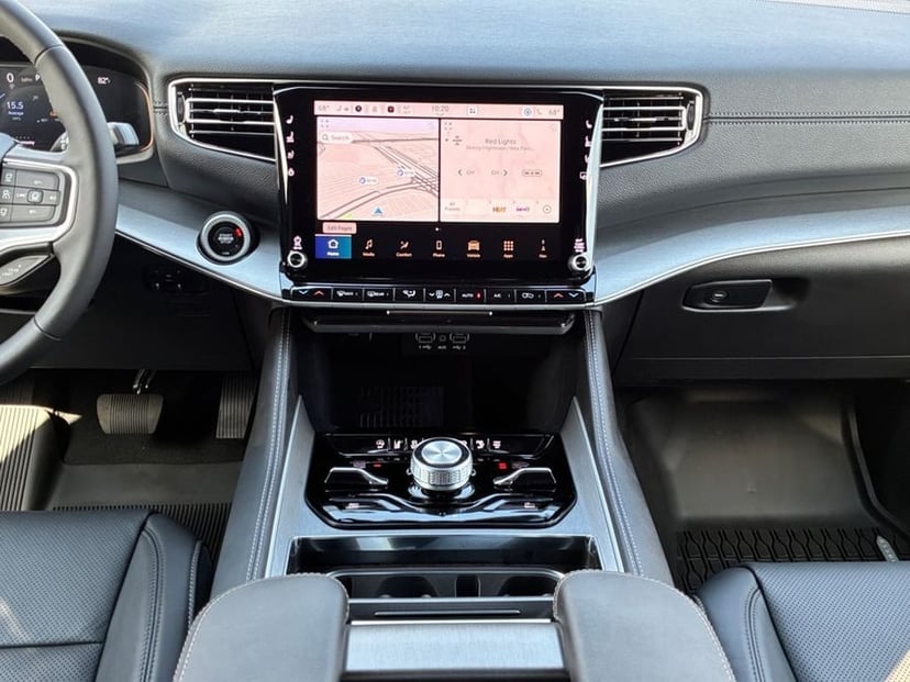 2026 Jeep Grand Wagoneer - Image 3
