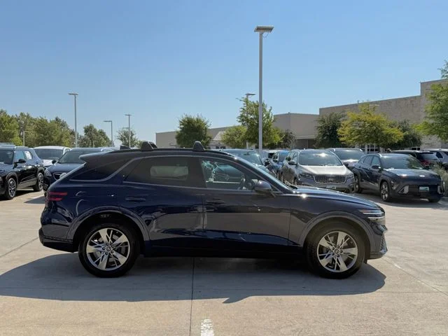 2025 Genesis GV70 - Image 2