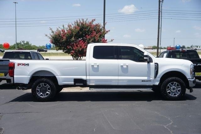 2023 Ford F-350 - Image 2