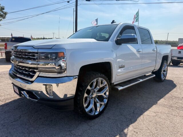 2016 Chevrolet Silverado - Image 2