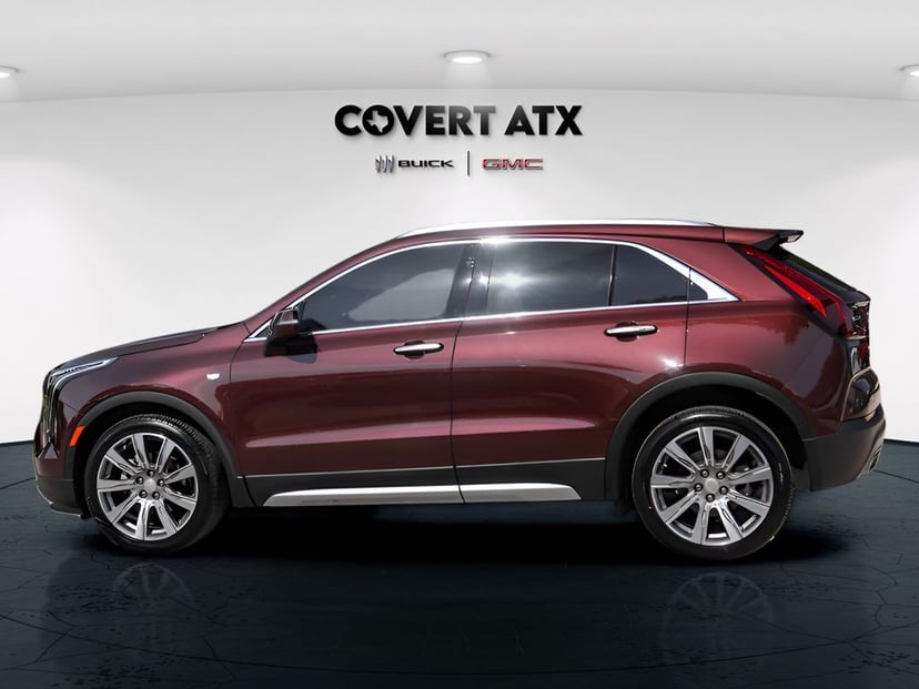 2022 Cadillac XT4 - Image 2