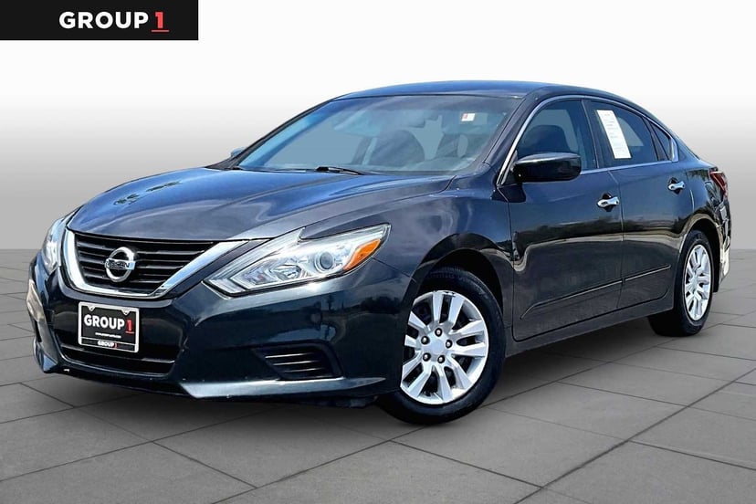 2018 Nissan Altima - Image 1