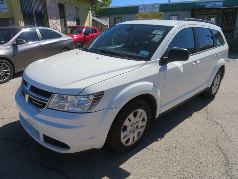 2020 Dodge Journey - Image 2