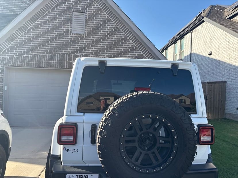 2021 Jeep Wrangler - Image 3