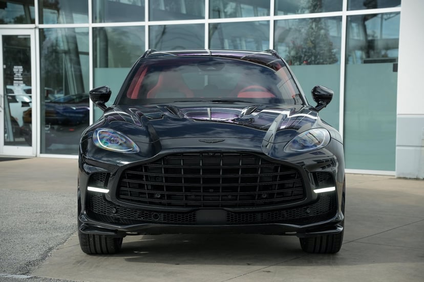 2026 Aston Martin DBX - Image 3
