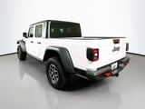 2024 Jeep Gladiator - Preview 7
