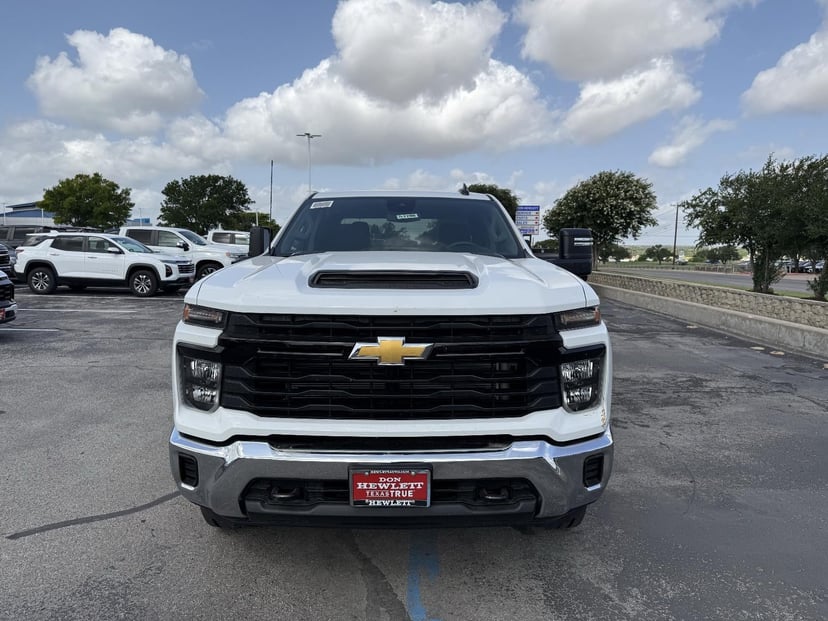 2026 Chevrolet Silverado 2500 HD - Image 3