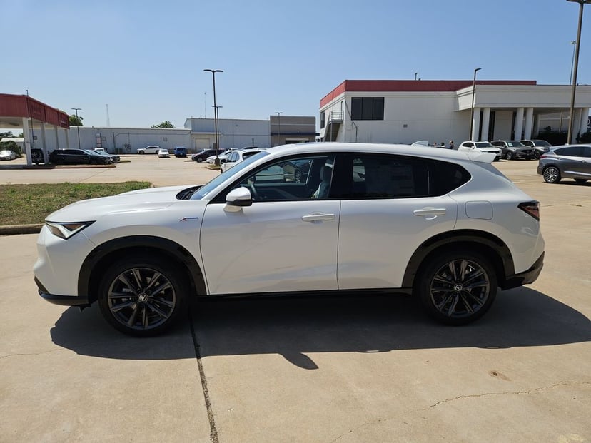 2026 Acura ADX - Image 2