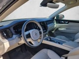 2023 Volvo XC60 - Preview 10
