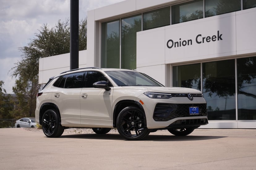 2026 Volkswagen Tiguan - Image 1