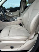 2016 Mercedes-Benz GLC - Preview 12