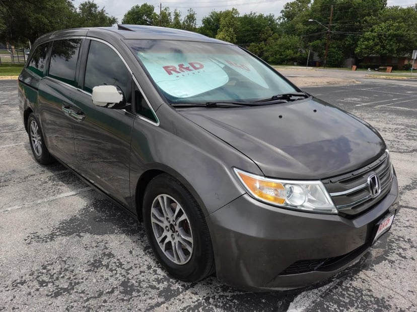 2011 Honda Odyssey - Image 1