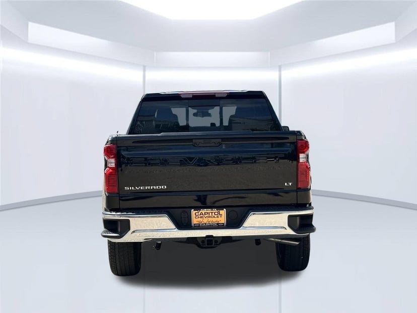 2026 Chevrolet Silverado 1500 - Image 3