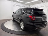 2017 Ford Explorer - Preview 3