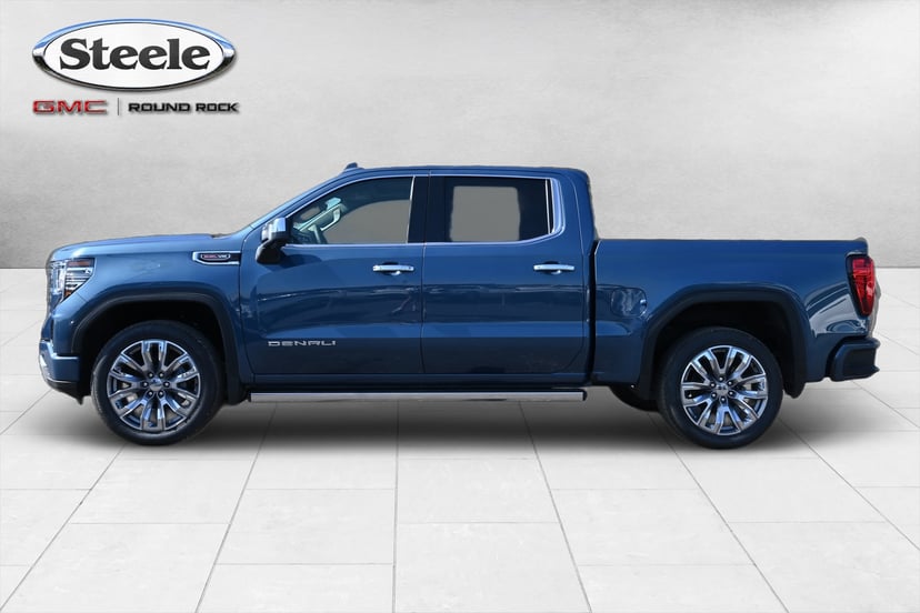 2026 GMC Sierra 1500 - Image 2