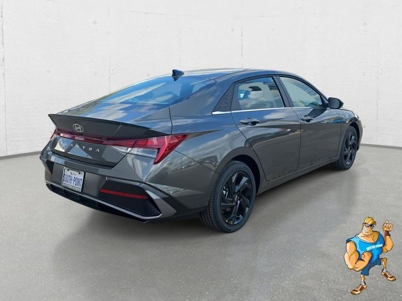 2026 Hyundai Elantra - Image 3