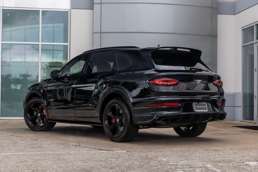 2024 Bentley Bentayga - Image 3