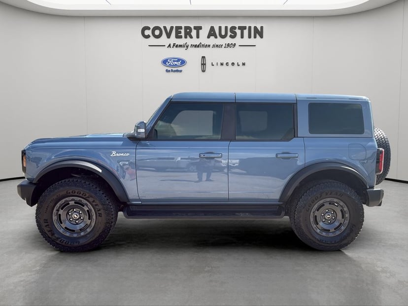 2025 Ford Bronco - Image 2