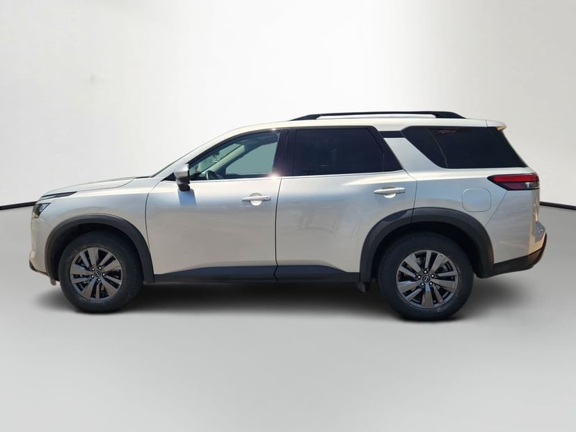 2025 Nissan Pathfinder - Image 1
