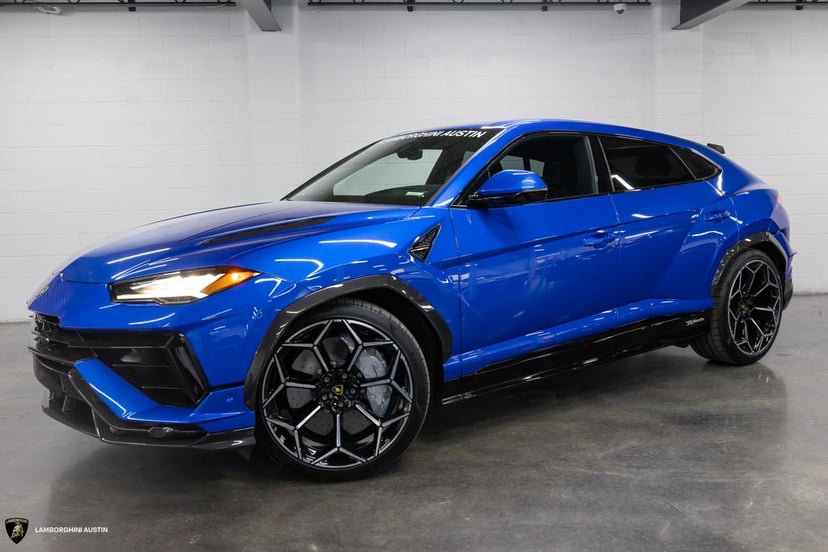 2024 Lamborghini URUS - Image 1