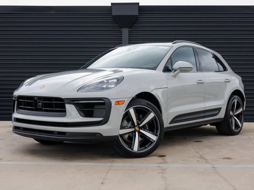 2026 Porsche Macan - Image 1