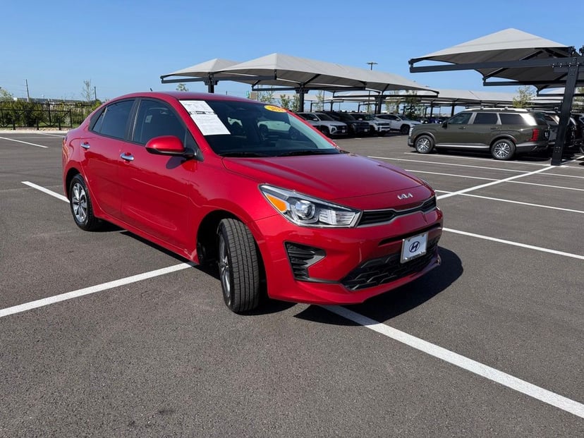 2023 Hyundai Rio - Image 2
