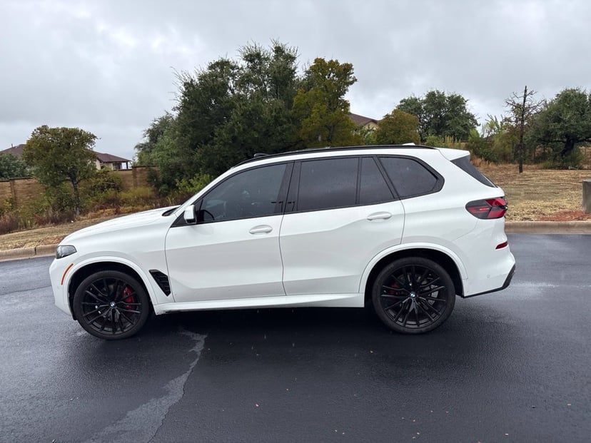 2024 BMW X5 - Image 1