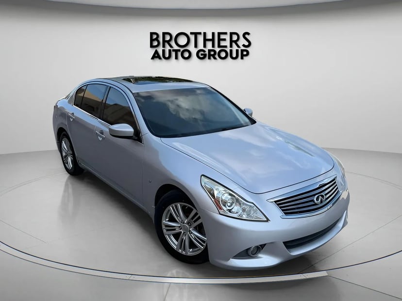 2015 Infiniti q40 - Image 1