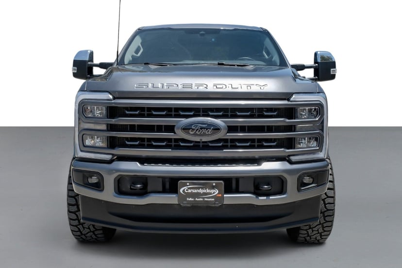 2025 Ford F-250 - Image 2