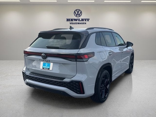 2026 Volkswagen Tiguan - Image 3