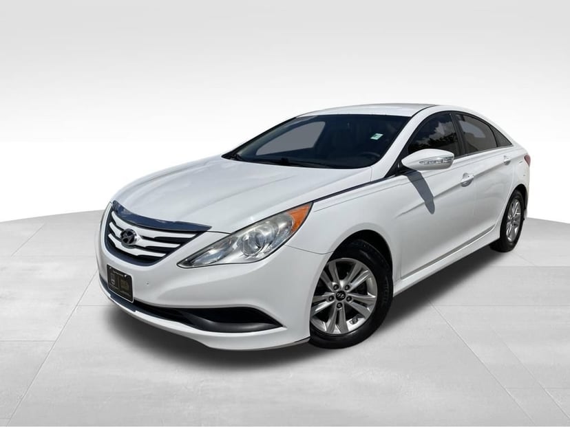 2014 Hyundai Sonata - Image 1