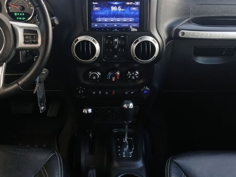 2017 Jeep Wrangler - Image 3