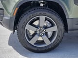 2026 Land Rover Defender - Preview 10