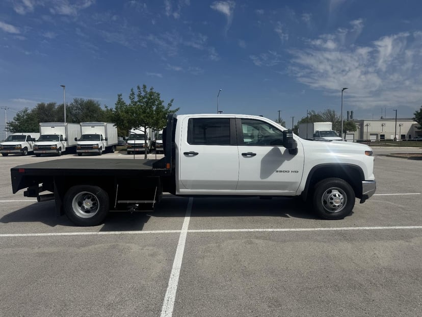 2026 Chevrolet Silverado 3500 HD - Image 1