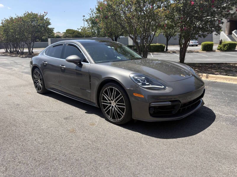 2017 Porsche Panamera - Image 1